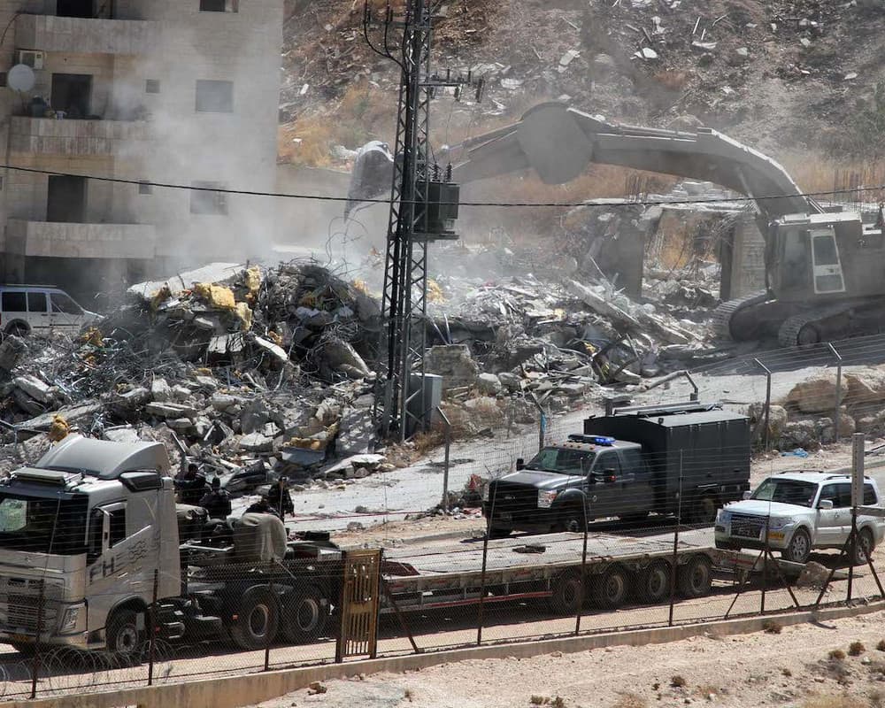Occupation assaults Qalandia for second day