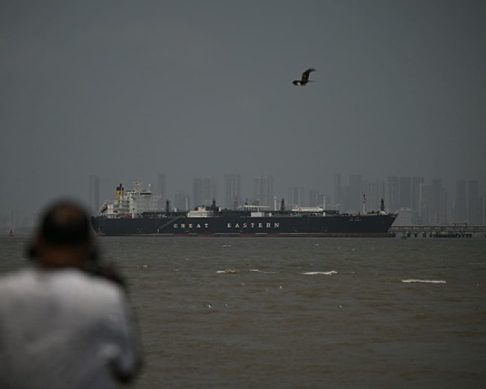 Washington and Tehran threaten over Hormuz