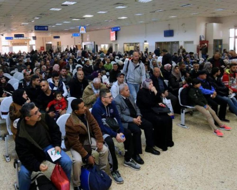 43,000 Travelers at King Fahd Bridge