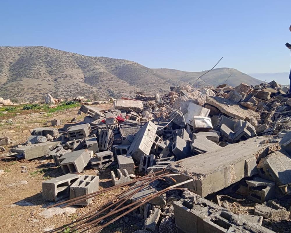 Occupation starts demolition in Khirbat al-Ras