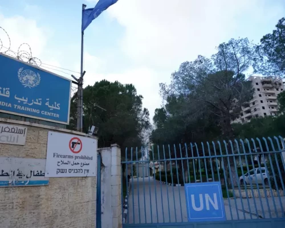 الأونروا تدين اعتداءات الاحتلال على مركز قلنديا
