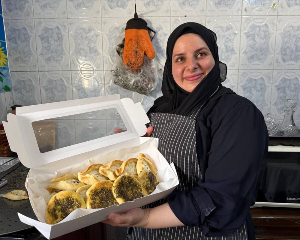 PNN Video: Woman Rebuilds Amid War