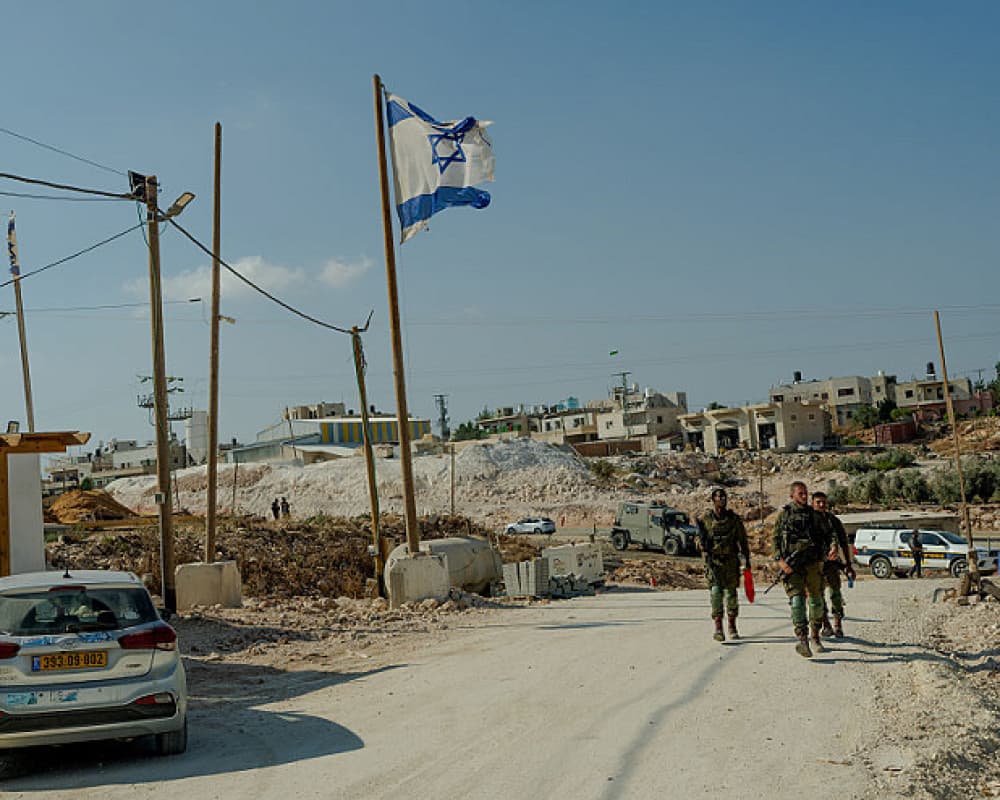 US urges Netanyahu to remove settlement outposts