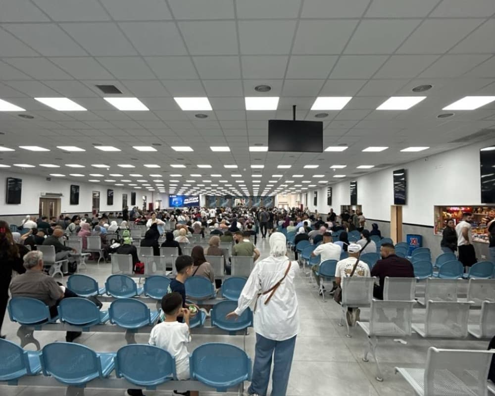 معبر الكرامة يعمل الليلة حتى الصباح