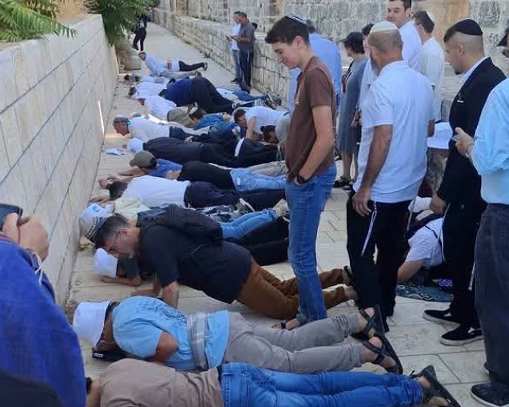 Record Surge: 1,678 Settlers at Al-Aqsa