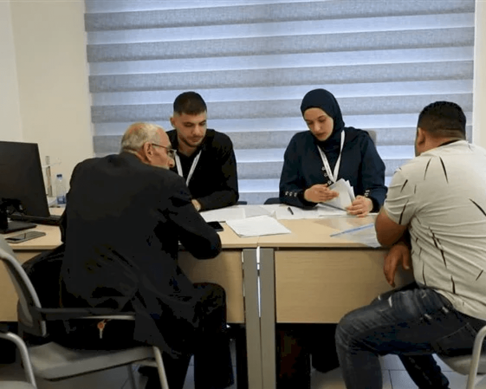 لجنة الانتخابات تستقبل ستة ترشيحات اليوم الأول