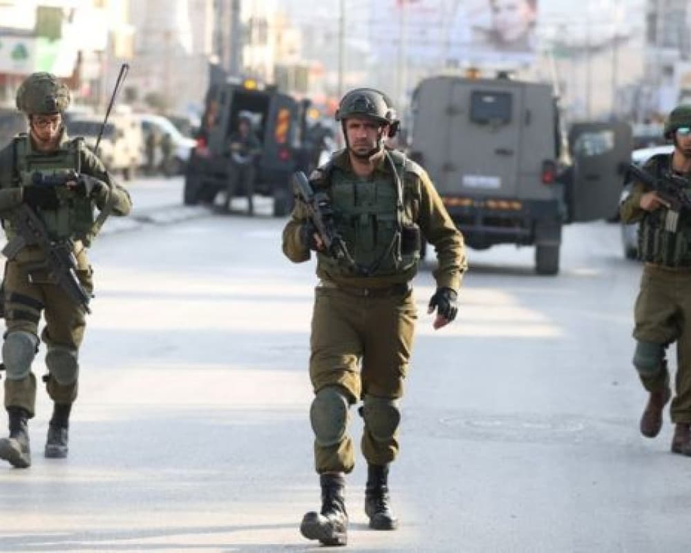 Ma'ariv: West Bank control by extremist groups