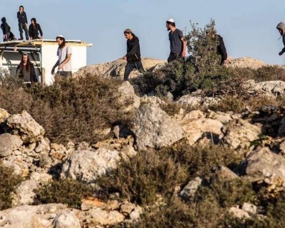 Red Crescent: Settlers block ambulance access in Araqa