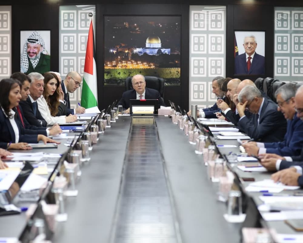 Cabinet warns of Gaza relief funding cuts