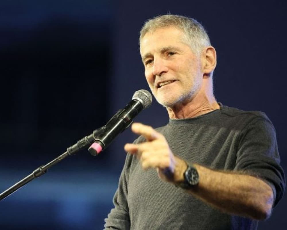 Golan: Netanyahu lacks legitimacy to fight war before elections
