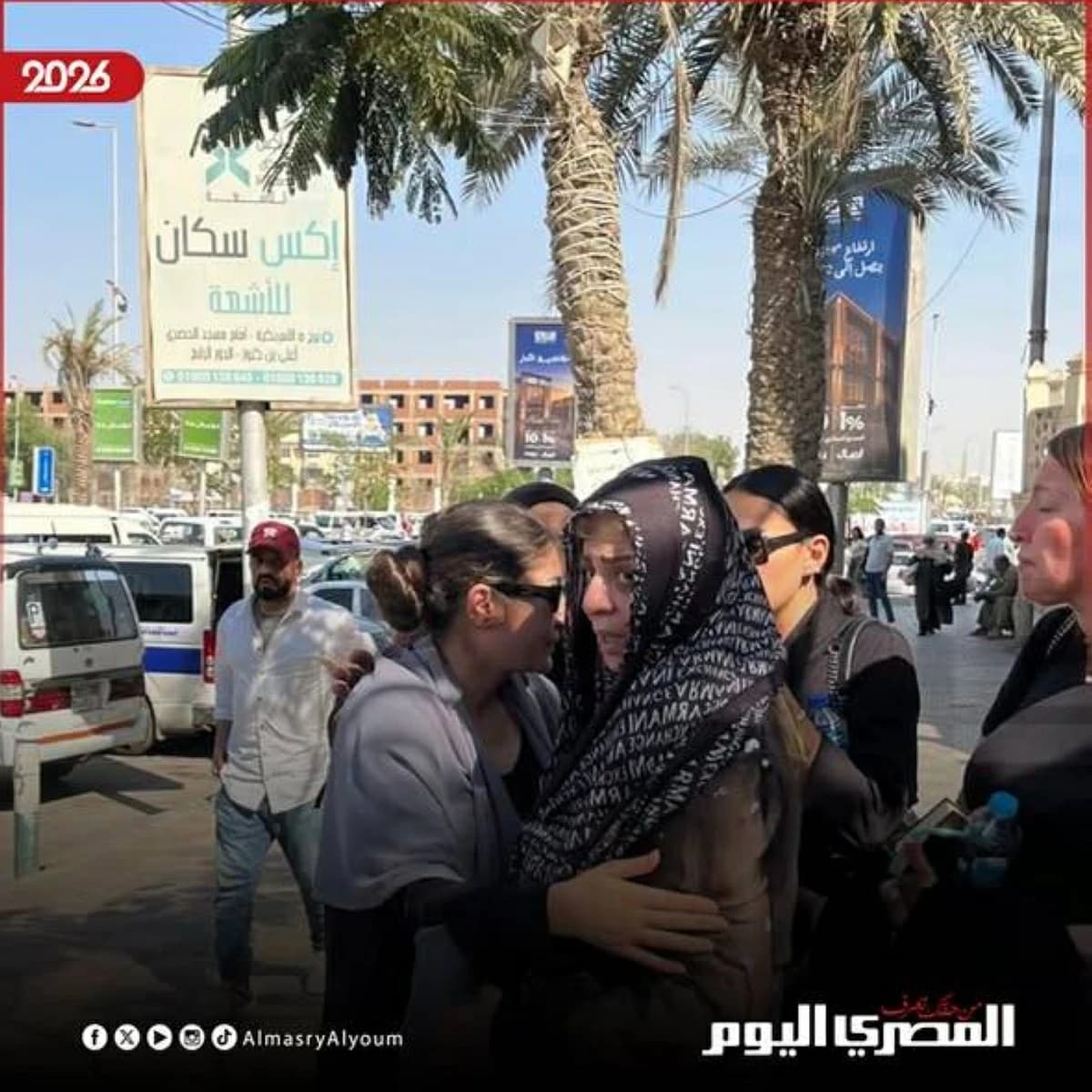 شقيقة أحمد جلال عبد القوي تنهار أثناء دفنه
