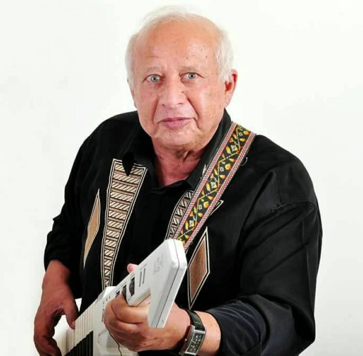 حسام علي يكشف سبب حبه لأغنية أنا بعشق البحر
