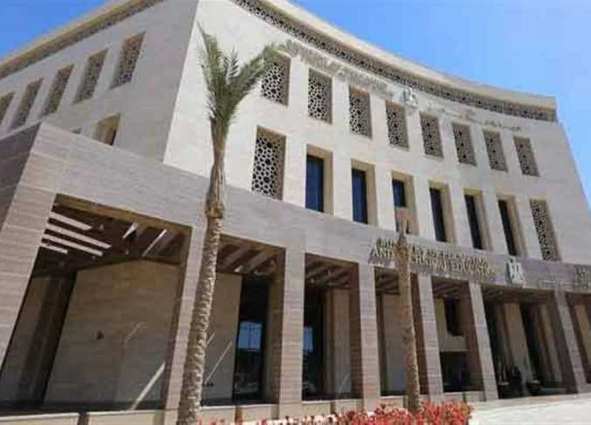 إحالة وزير التعليم للمحاكمة لعدم تنفيذ حكم