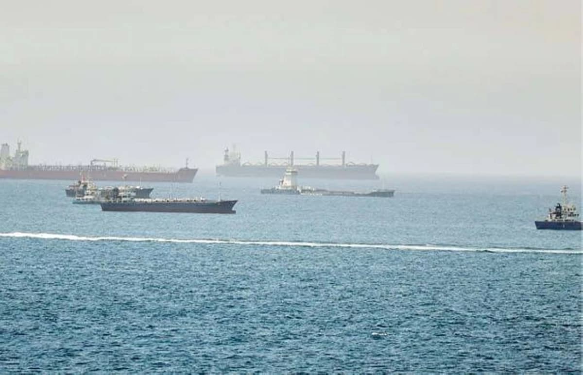 America pledges ship damage compensation Iran warns