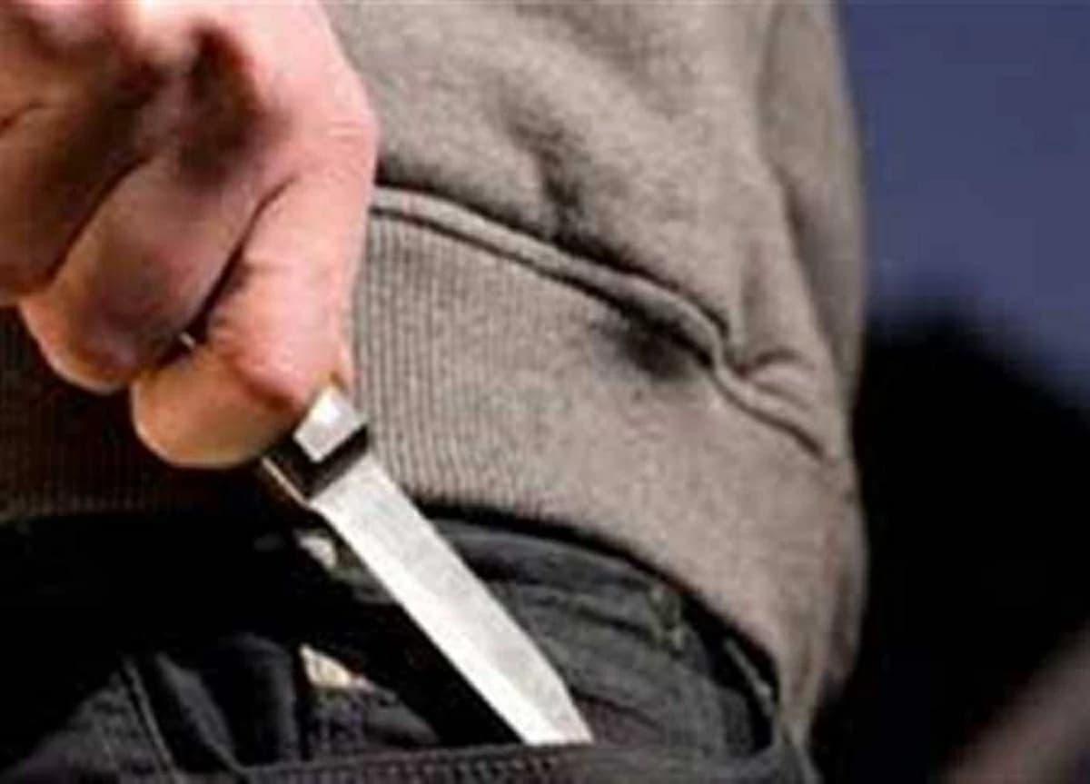 شاب يتعرض لطعنة في البطن بالدقهلية