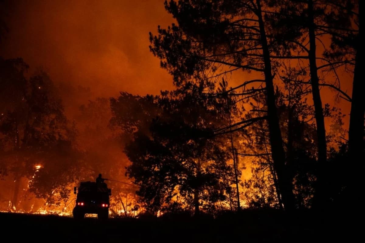 EU warns of overwhelming wildfires