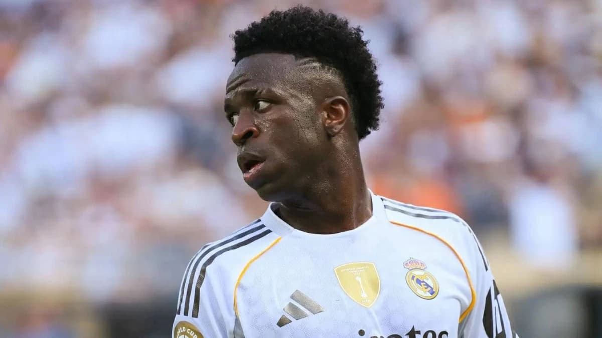 مفاجأة حول مستقبل فينيسيوس مع ريال مدريد