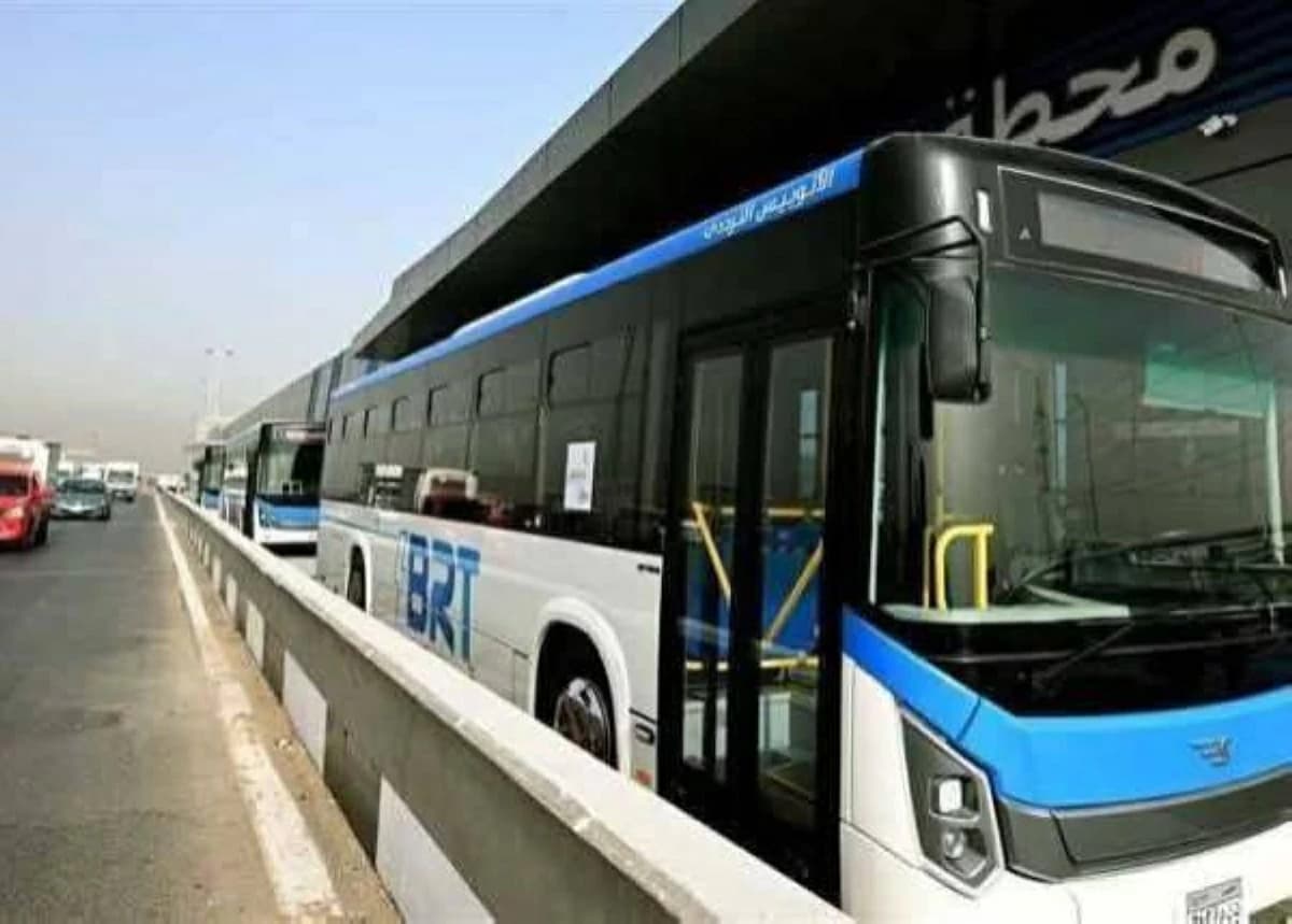 Bus Diverts from Route on Ring Road