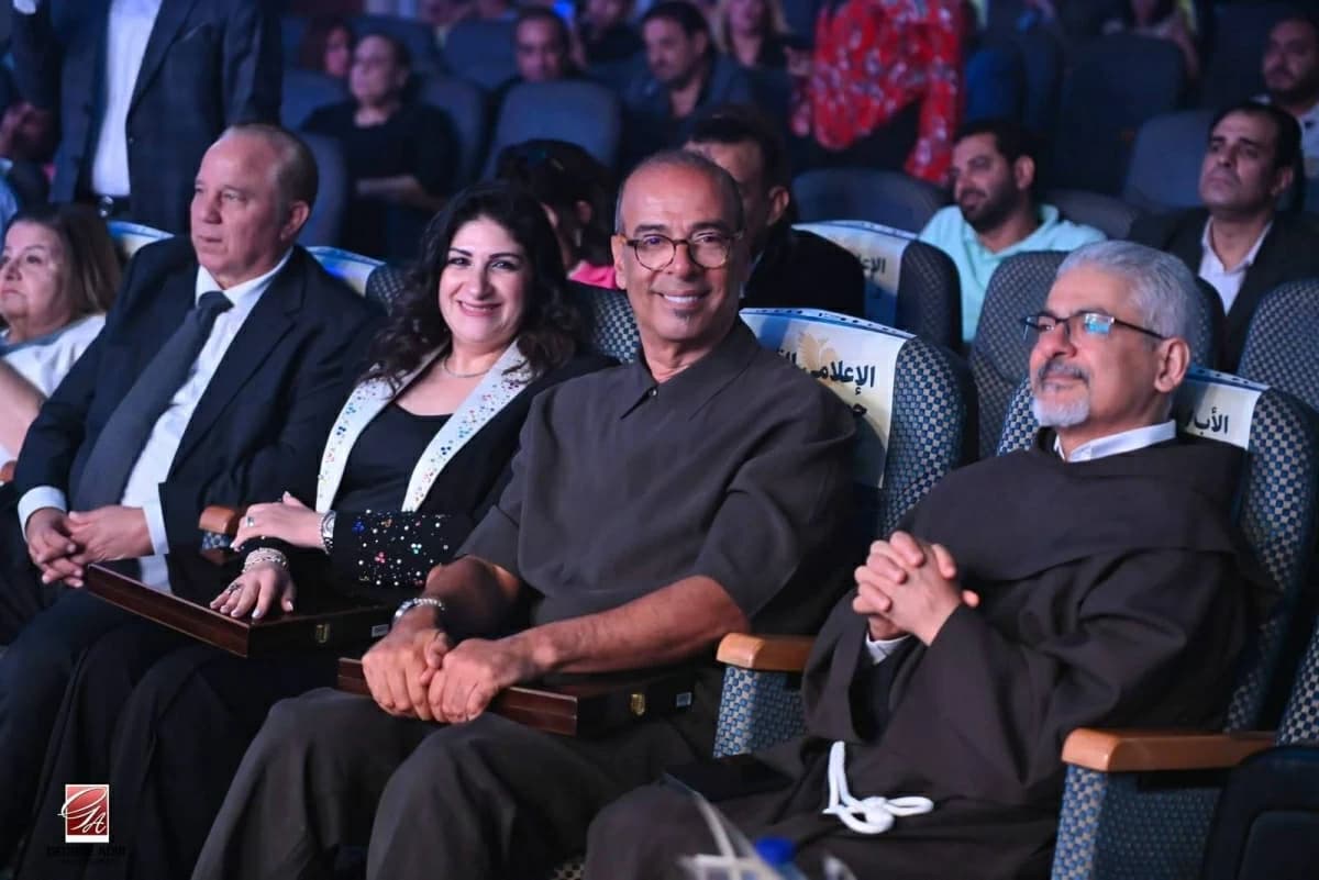مهرجان سيمفوني يكرم رموزا ويعزز السلام