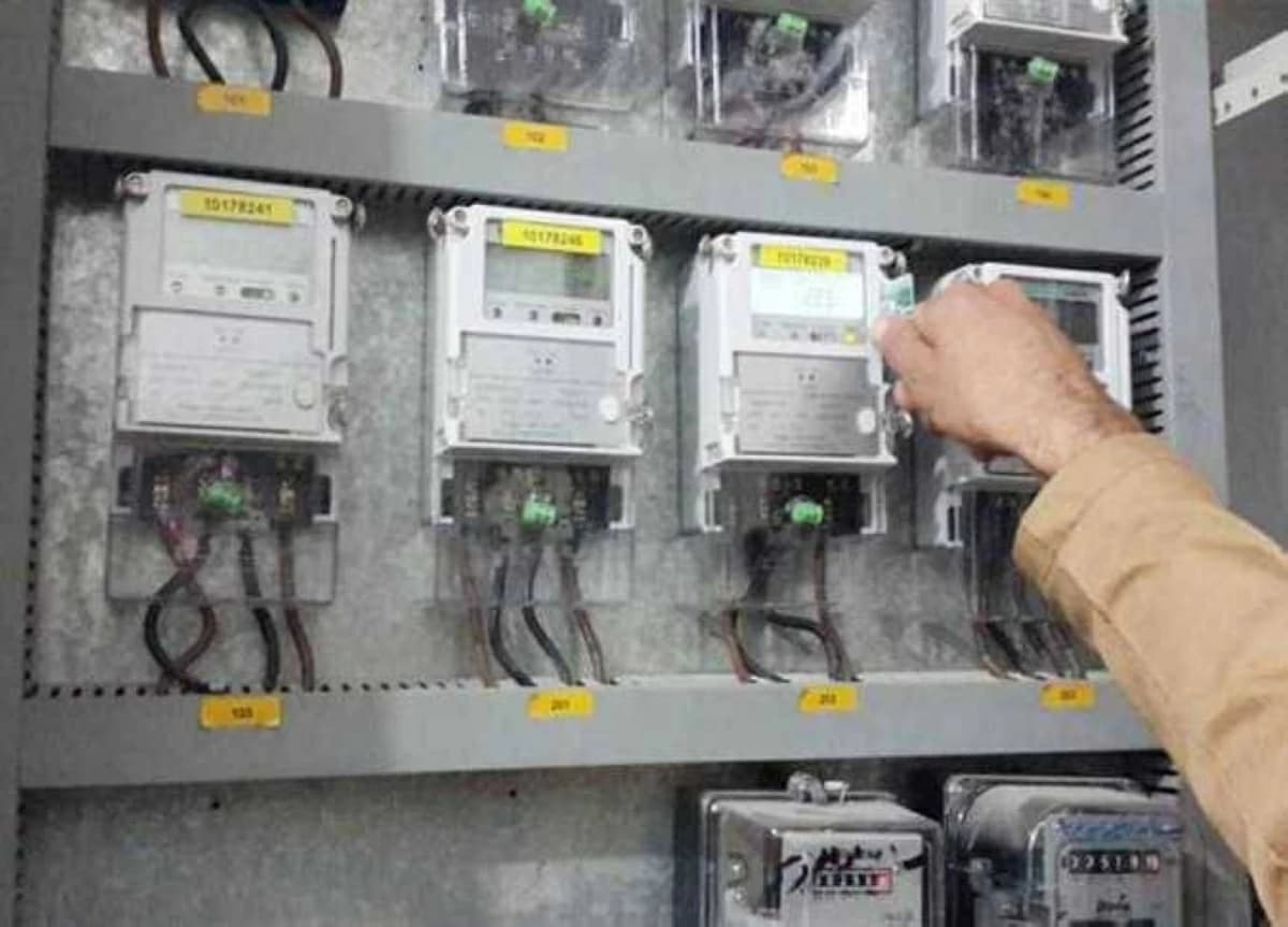 نائبة تطالب بتقرير حول زيادة أسعار الكهرباء