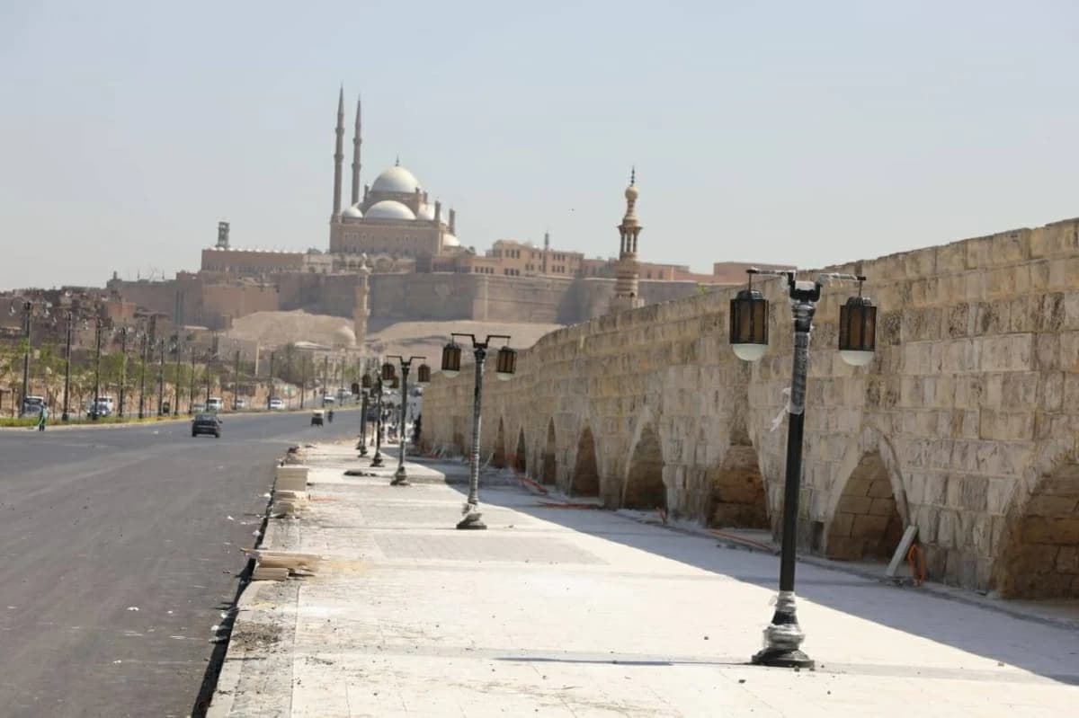 تطوير سور مجرى العيون وآل البيت
