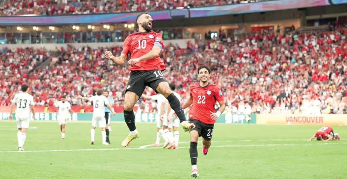 Salah lands in Turkey for Trabzonspor transfer