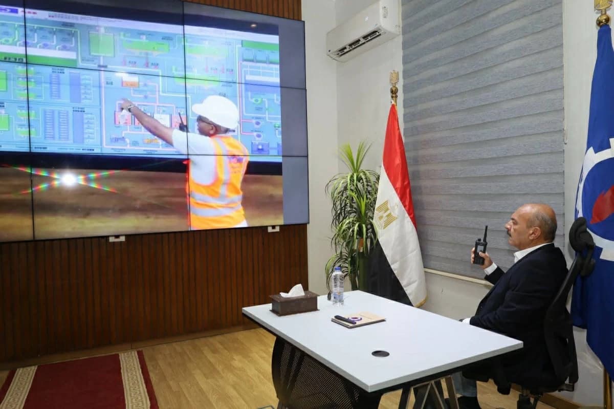 Suez water plant maintained via national network