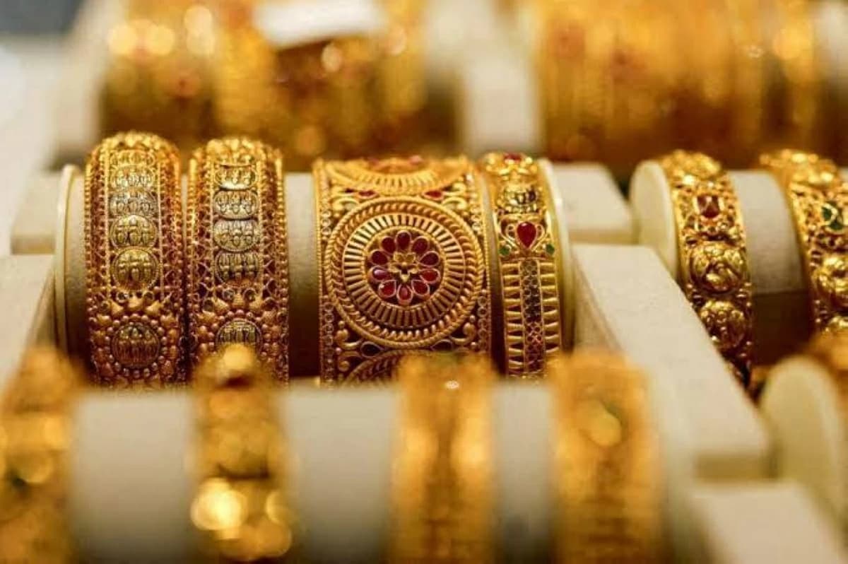 Gold rises 20 pounds on August 5