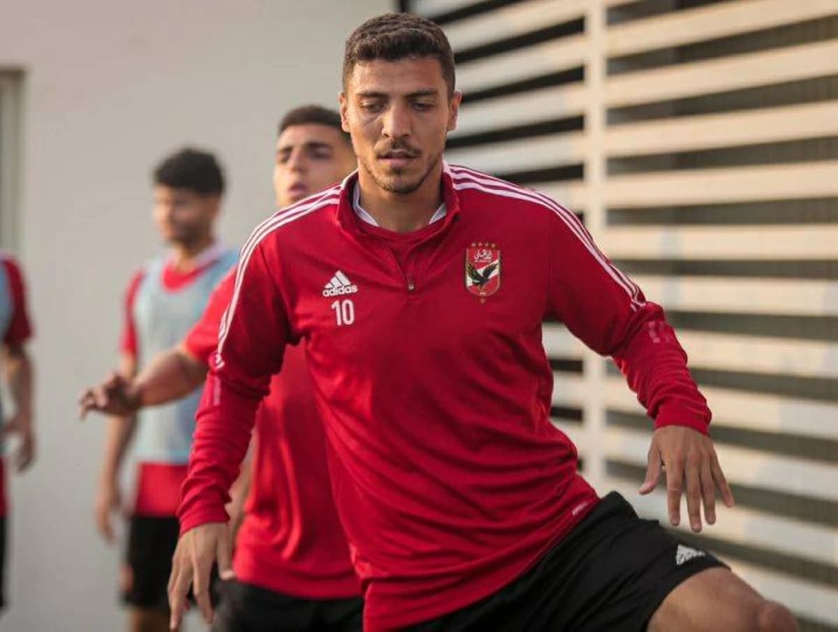 إحصائيات محمد شريف مع الأهلي قبل الرحيل