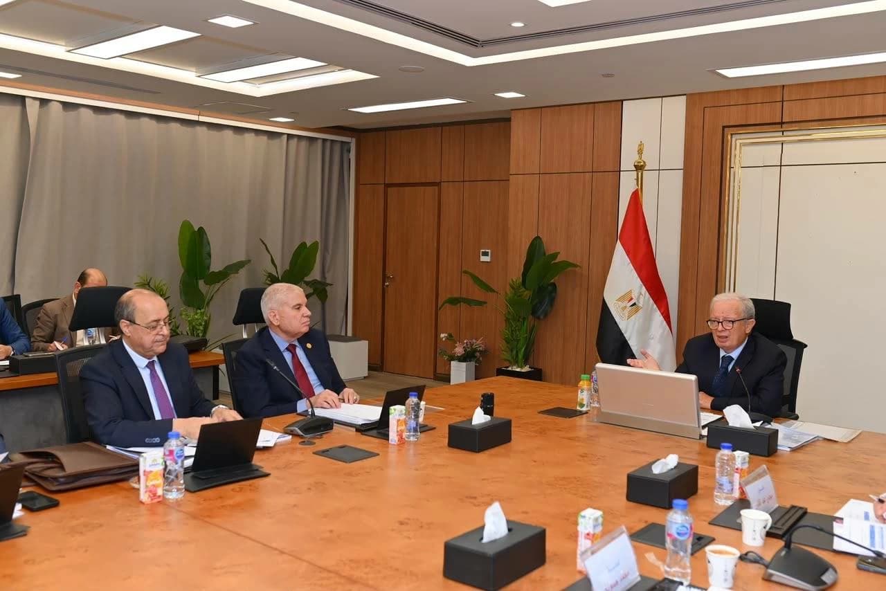 Deputy Prime Minister oversees Chemical Industries budget review
