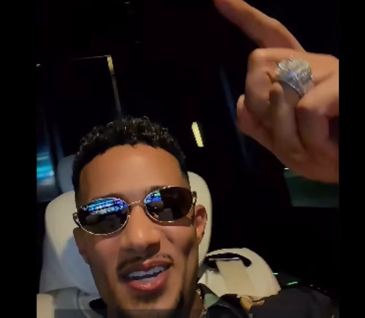 محمد رمضان يحتفل بترند عالمي ل«حبيبى أنا من غيرك»
