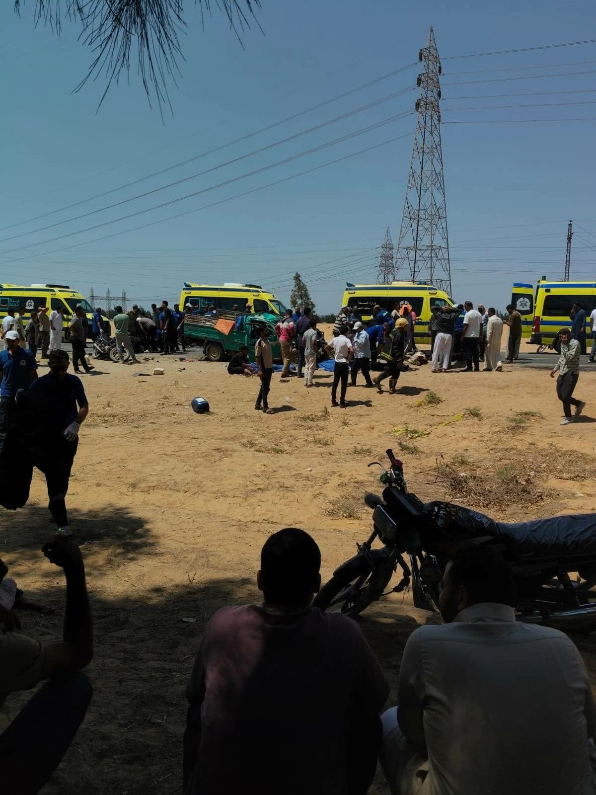 Ismailia accident: 17 dead, 32 injured