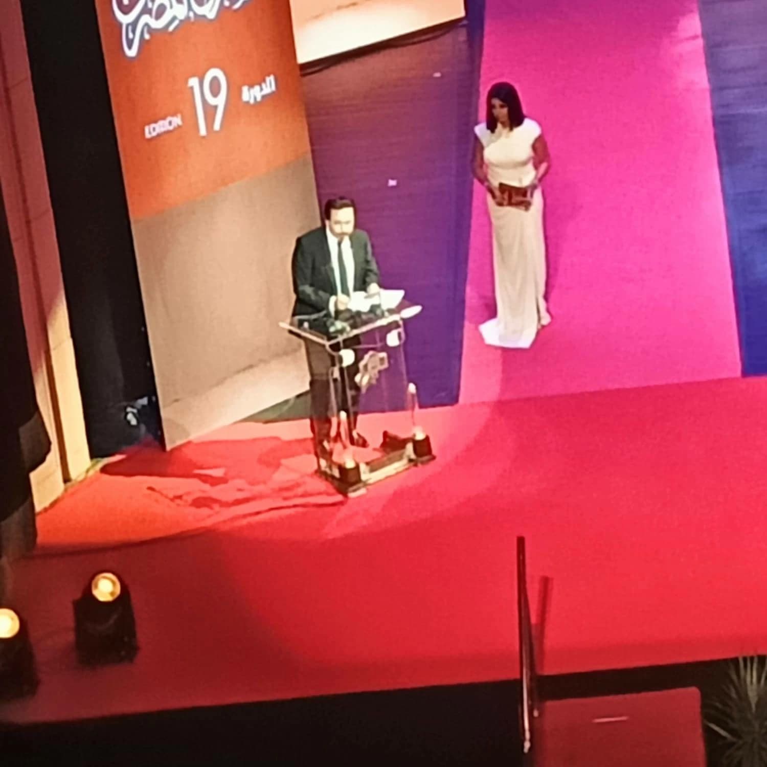 محمد رياض ينجح في توسيع مهرجان المسرح