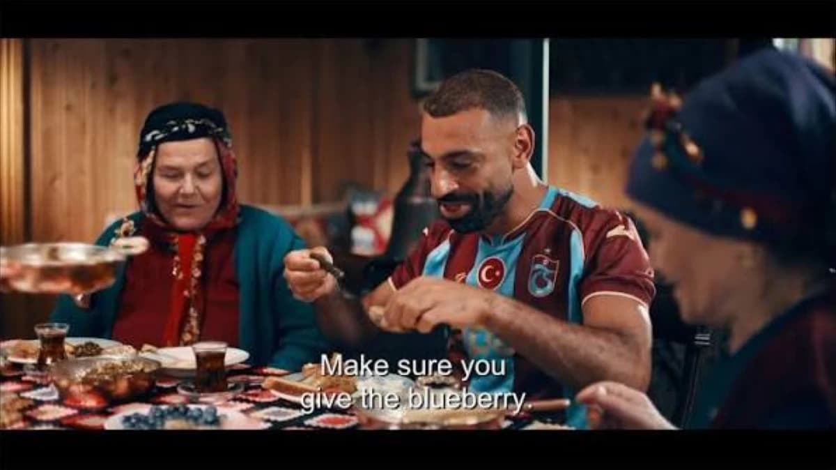 Lady in Turkey Embraces Salah and Wishes to Meet His Wife