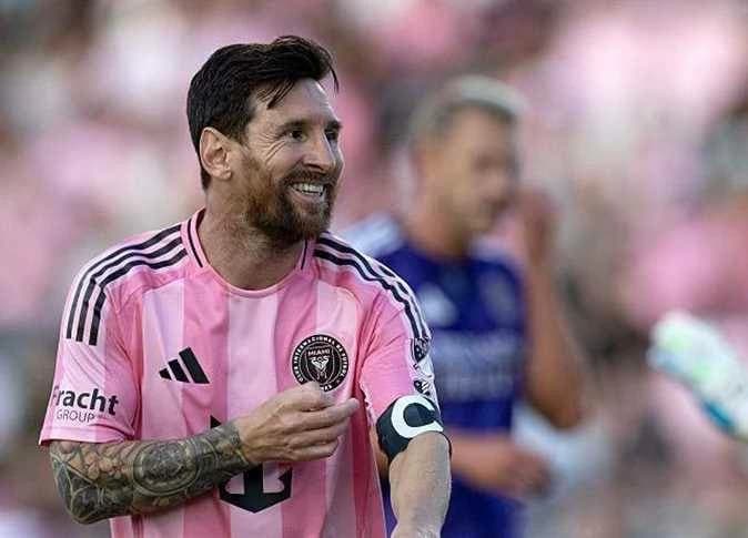 ميسي يعود للمشاركة بعد وفاة والده