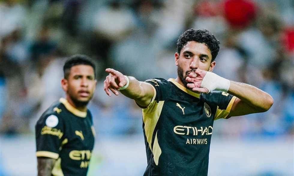 عمر مرموش أمام رقم قياسي مع سيتي