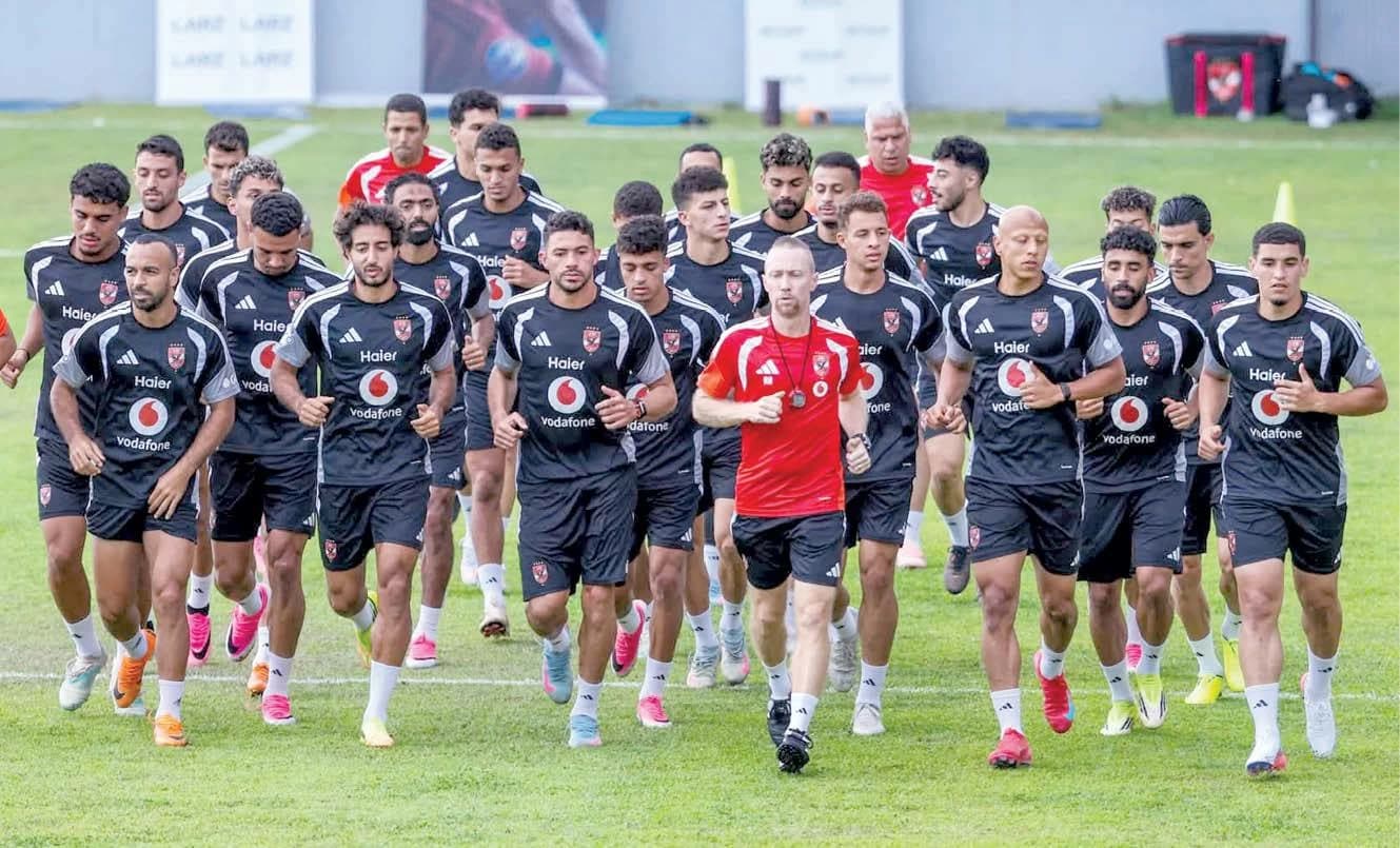 الأهلي يعتمد على خطة برشلونة في اختبار كبير