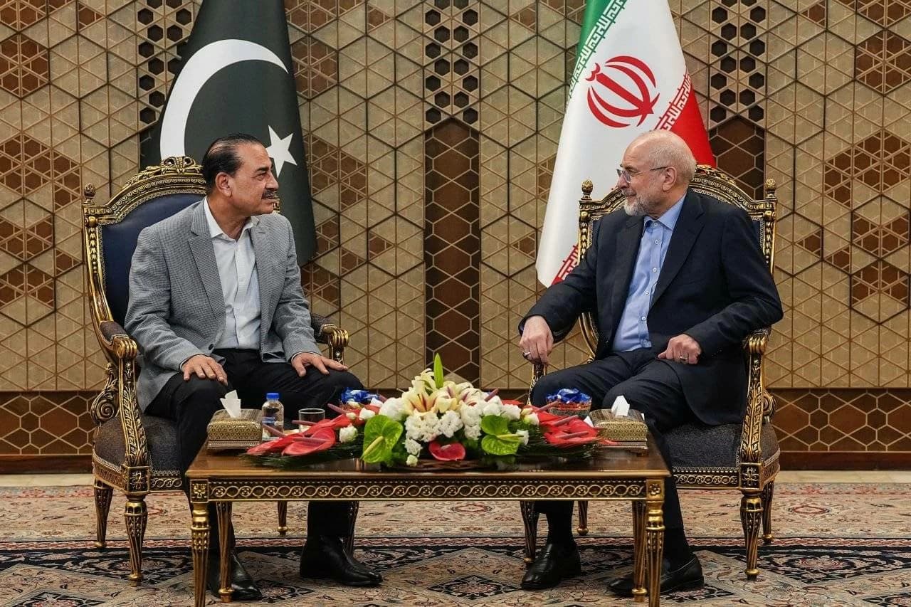 سبب زيارة رئيس أركان الجيش الباكستاني لإيران
