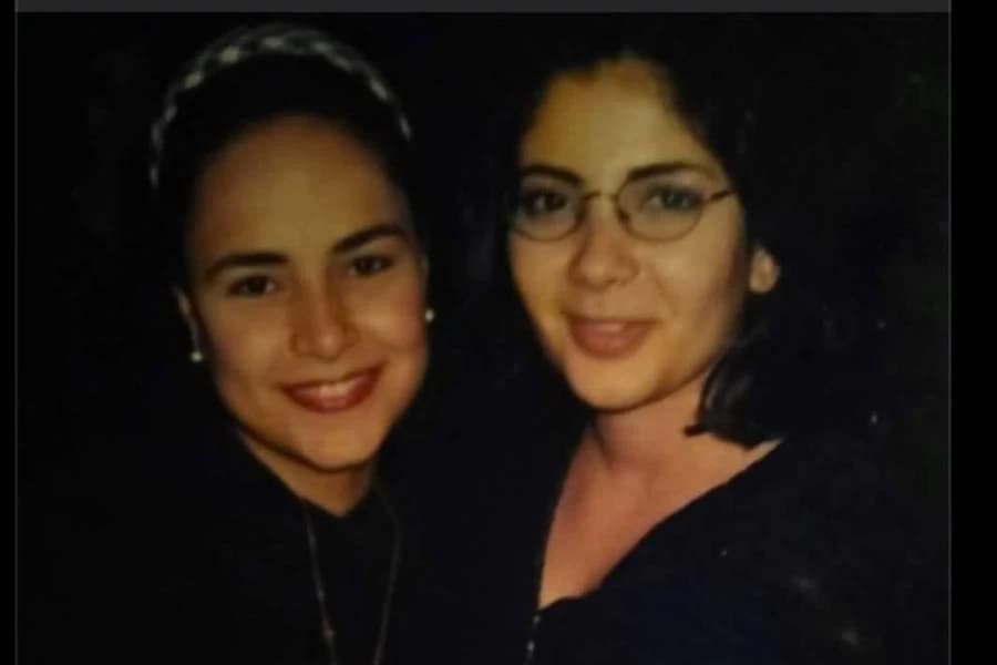 Fatima Mohamed Ali Shares Rare Photo with Mona Zaki