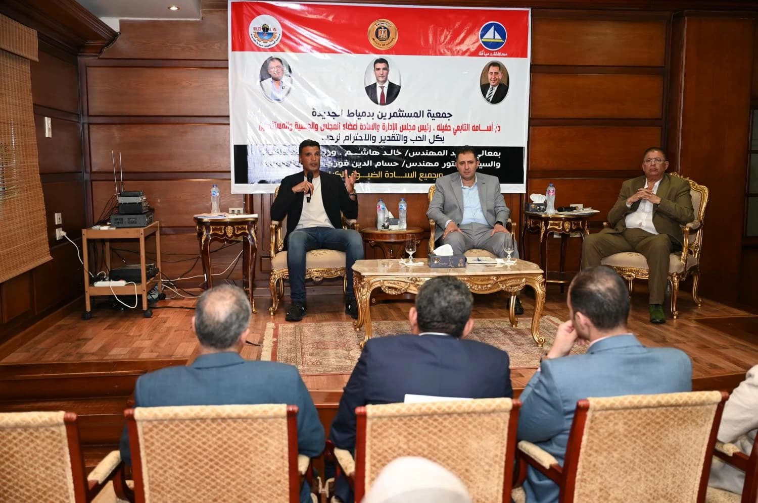 وزير الصناعة يهدف لتعزيز صناعة دمياط