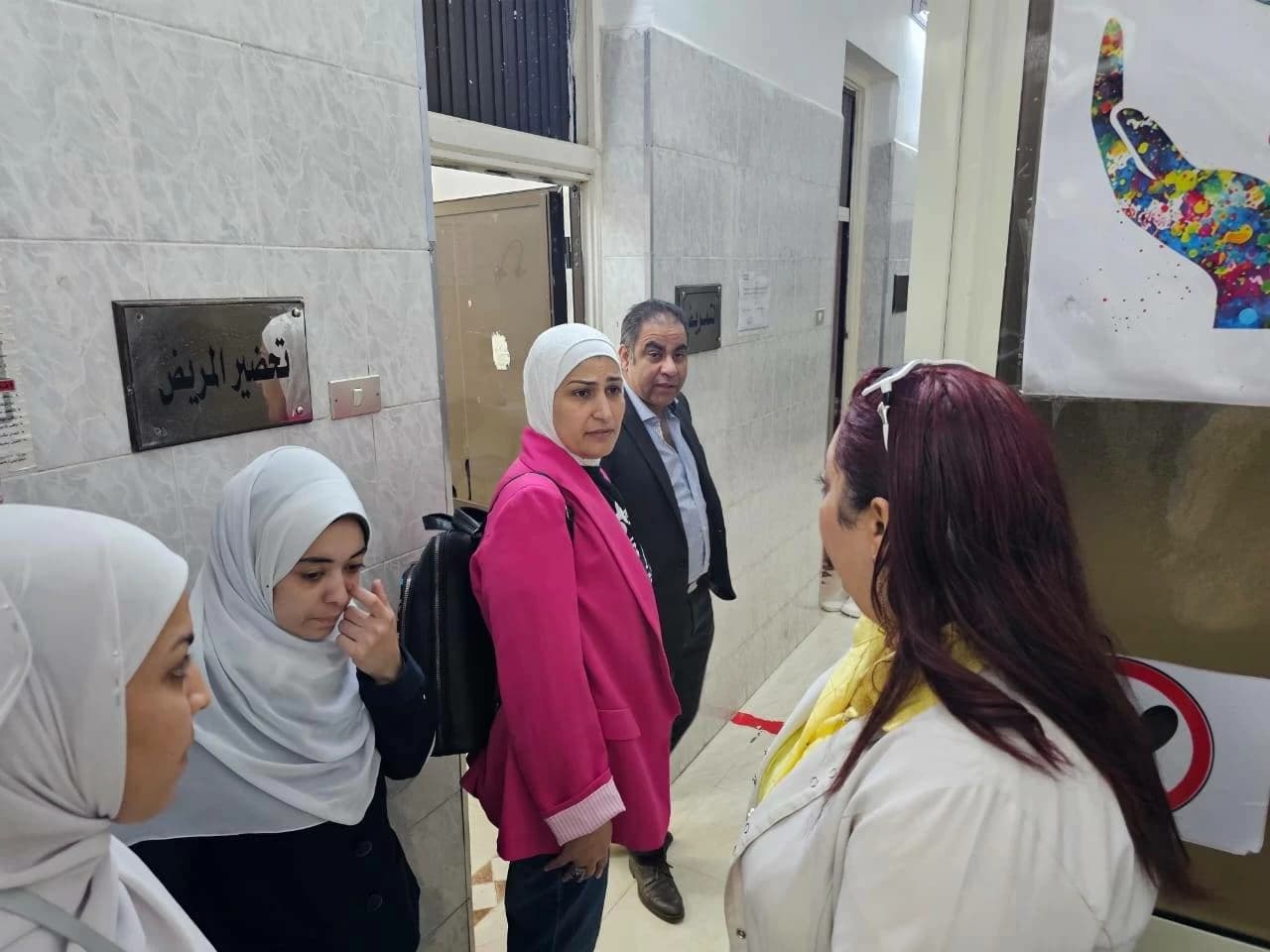 لجنة صحية تتابع خدمات مستشفى العيون بأسيوط