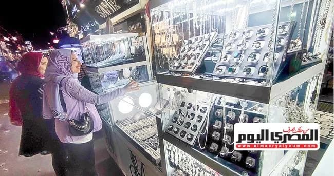 نقيب الجواهرجية يوضح تمييز الفضة الأصلية