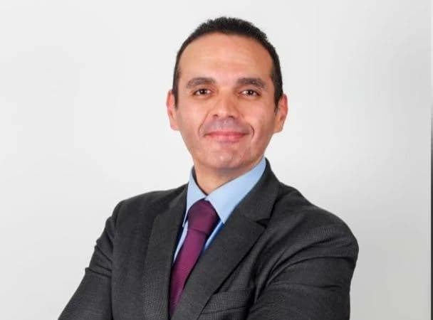 مدحت نافع يوضح أن أزمة التمويل أكبر من مدرسة جلوبال