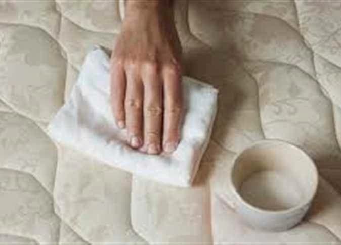 طرق سهلة لتنظيف المراتب