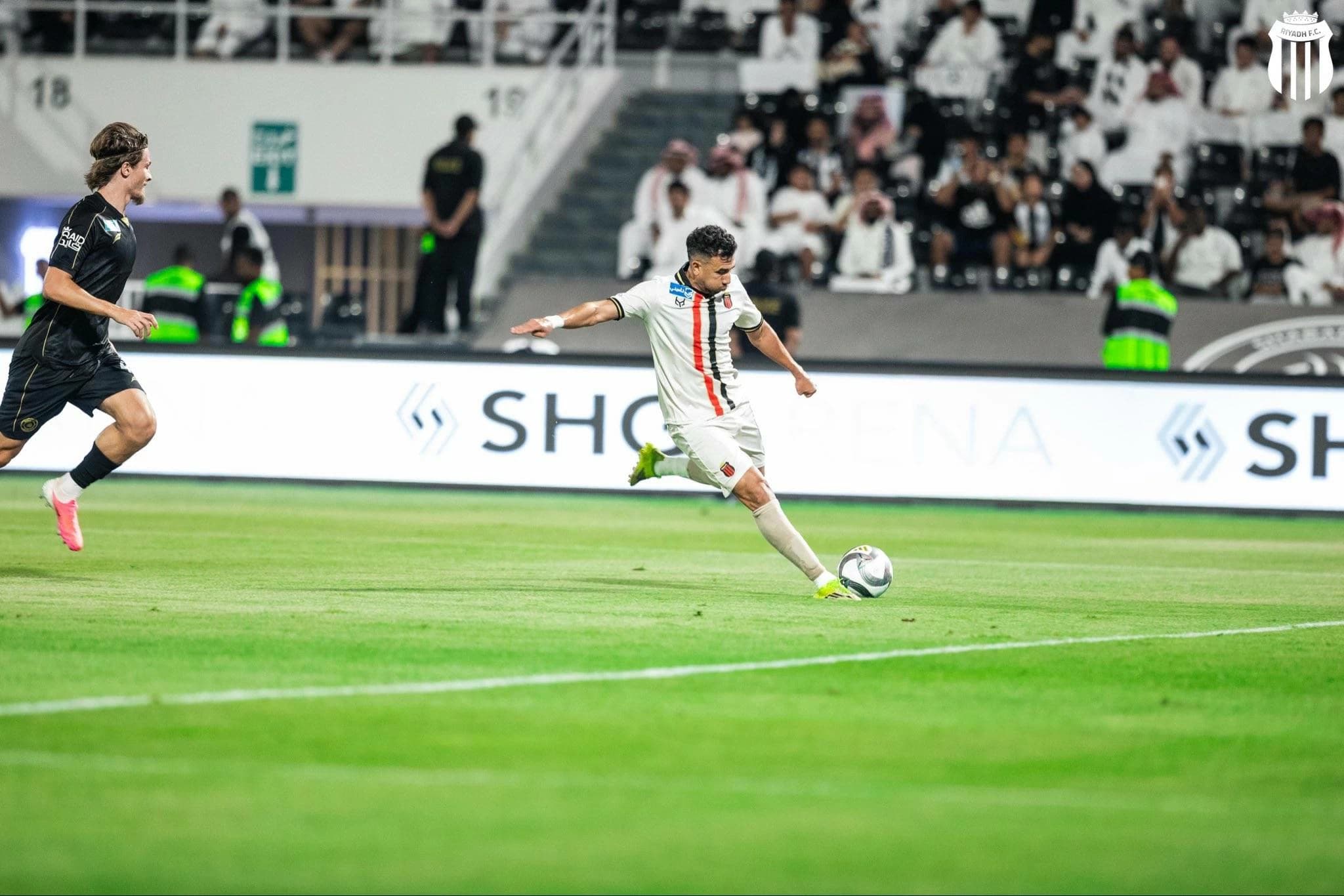 تريزيجيه يسجل أول هدف مع الرياض في الدوري
