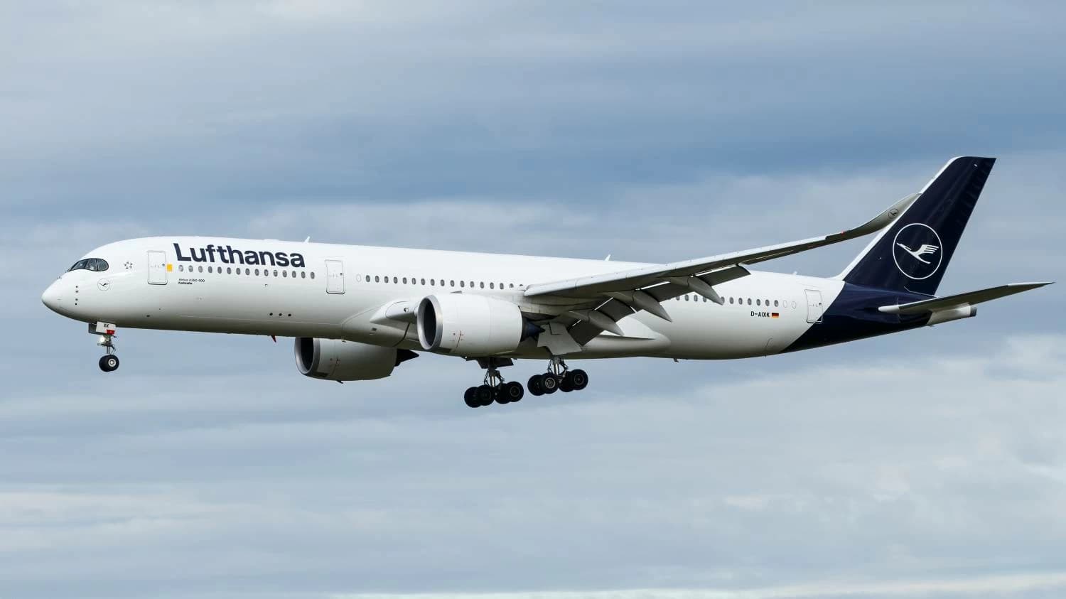 Airlines resume Middle East flights Amid conflicts