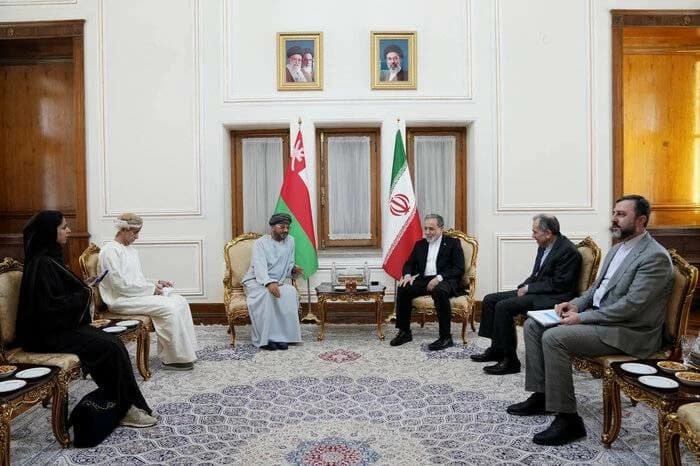 إيران: لا اتفاق بعد مع عمان حول مضيق هرمز
