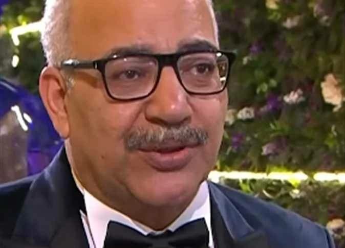 بيومي فؤاد يثني على دنيا سمير غانم