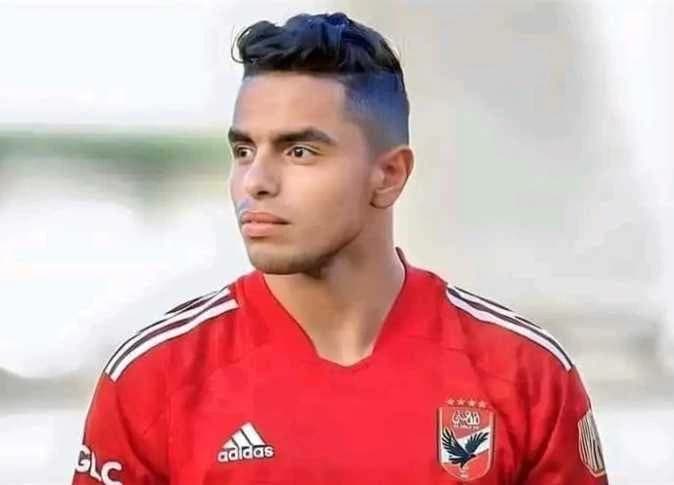 الأهلي يعلن تجديد عقد كريم الدبيس