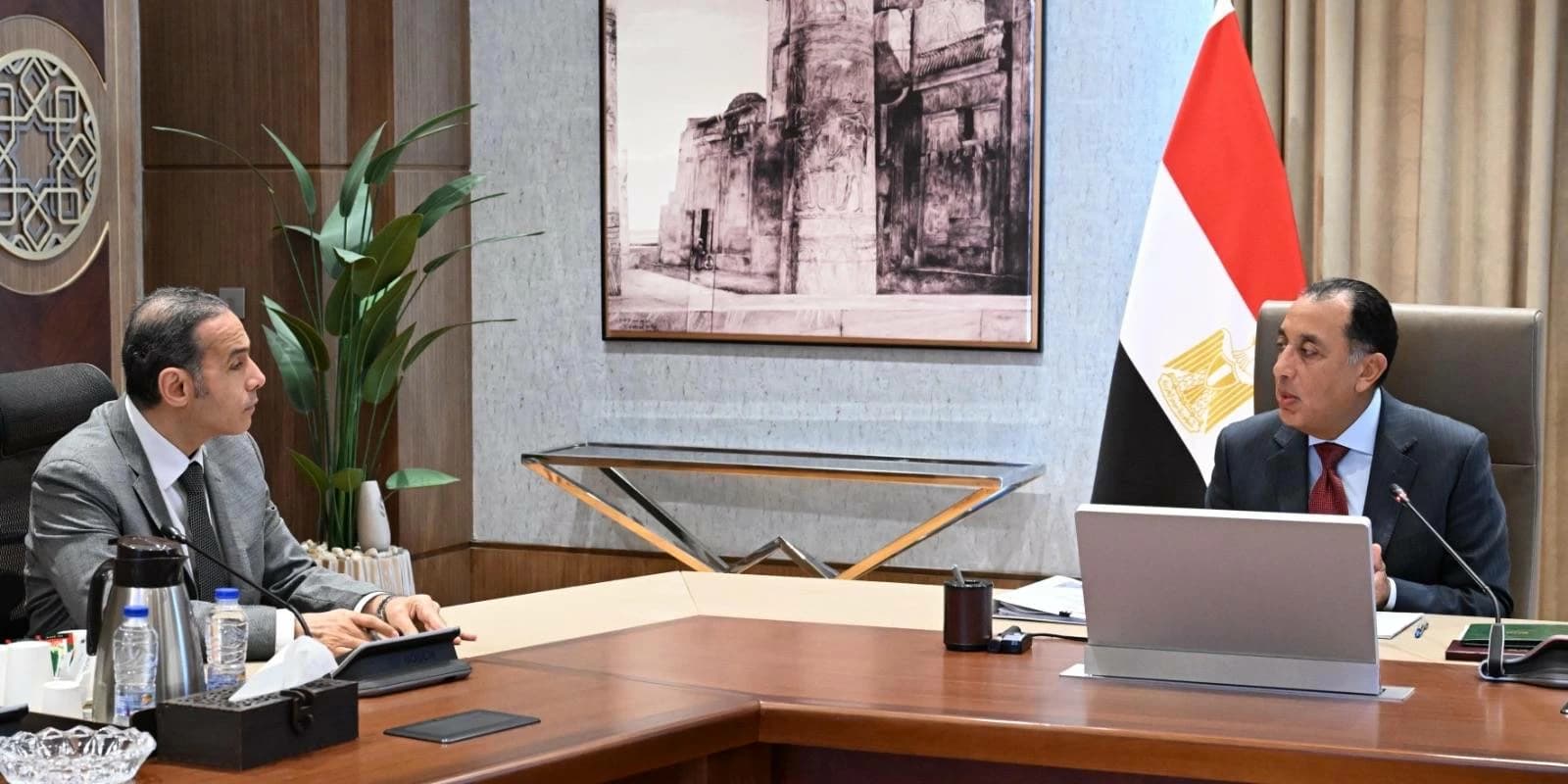 Madbouly Meets Financial Control Chairman